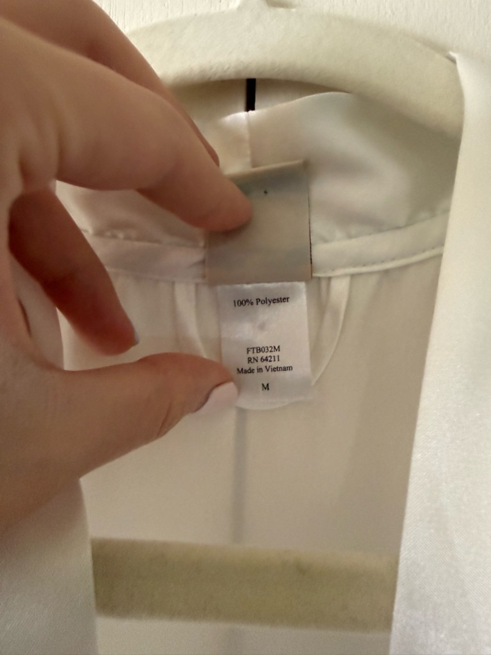 White Satin 'The Bride' Embroidered Robe In Bloom bridal wedding getting ready - Picture 6 of 8